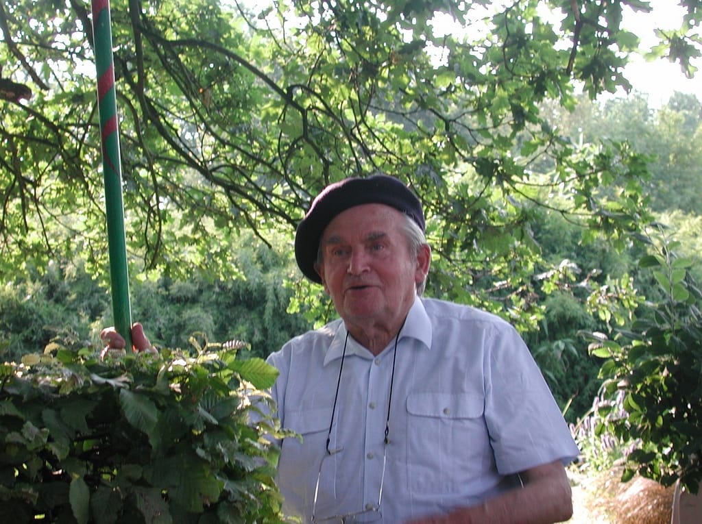 Ernst Pagels 2004 in seiner Gärtnerei